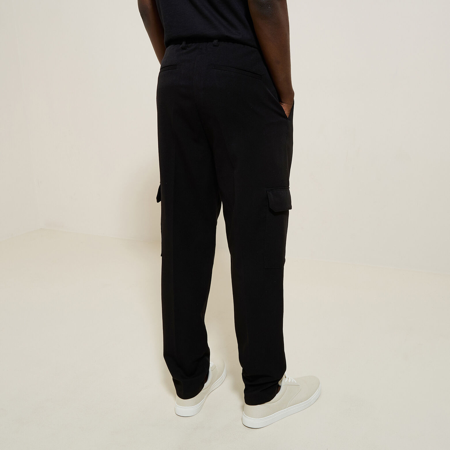 Pantalon cargo coupe relax