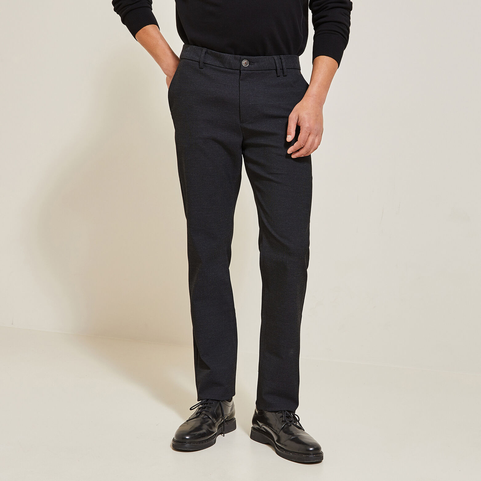 Pantalon chino slim fantaisie intérieur gratté