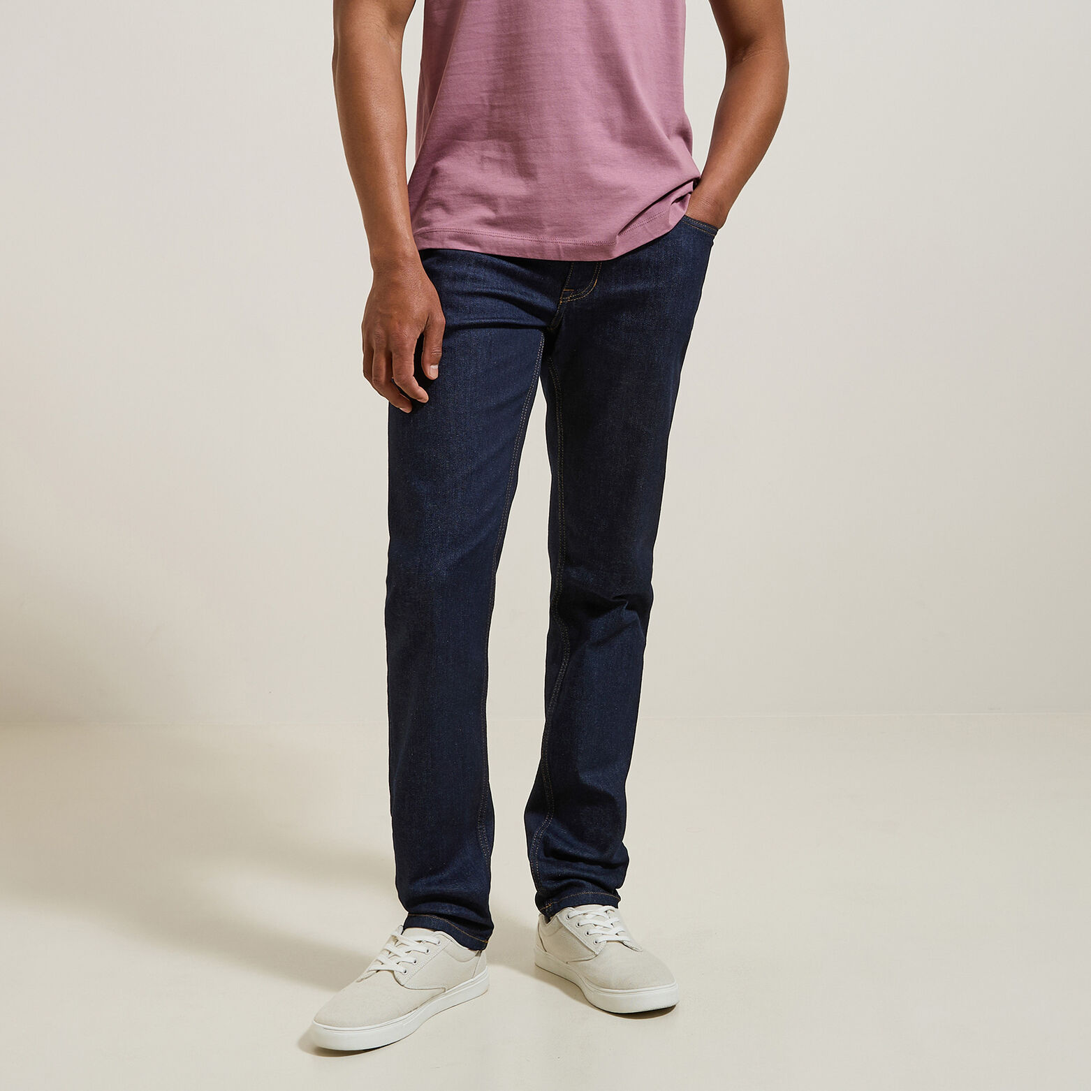 Slim jeans in ruw denim