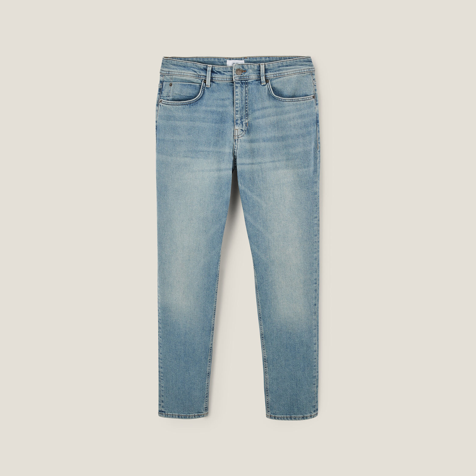 Washed tapered jeans