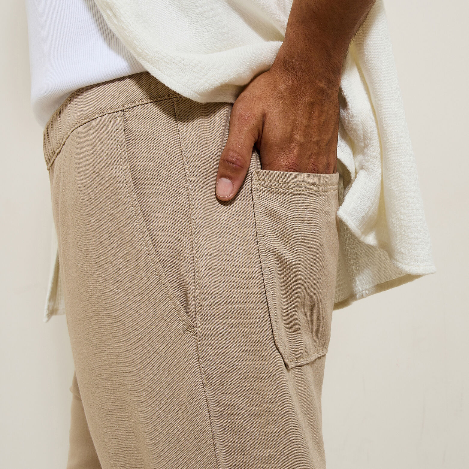 Pantalon jogger contenant du lin