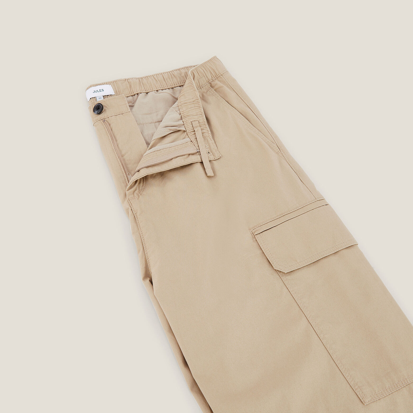 Pantalon cargo matière technique