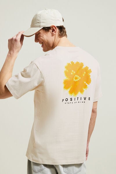 T-shirt met print op voor-en achterkant en relaxte