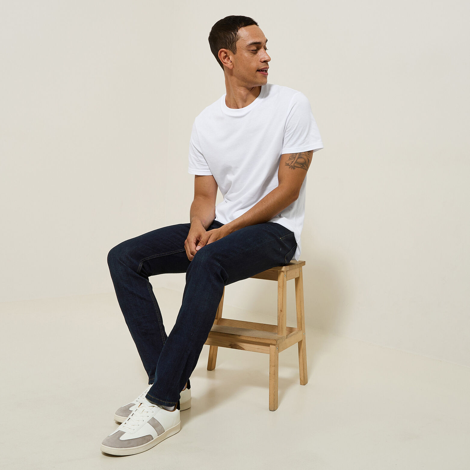 Slim fit jeans in ruw denim