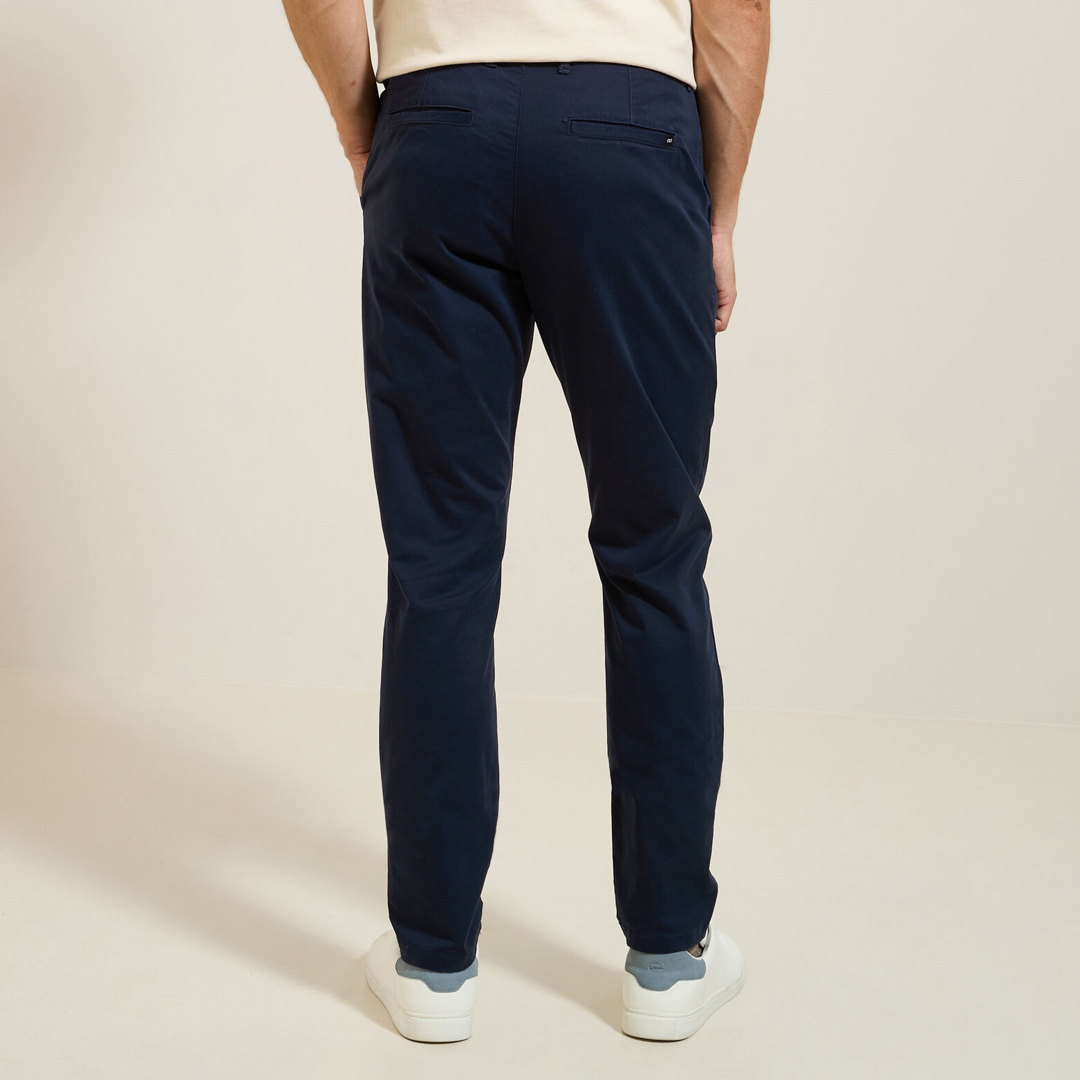 Pantalon chino slim "le parfait by JULES"