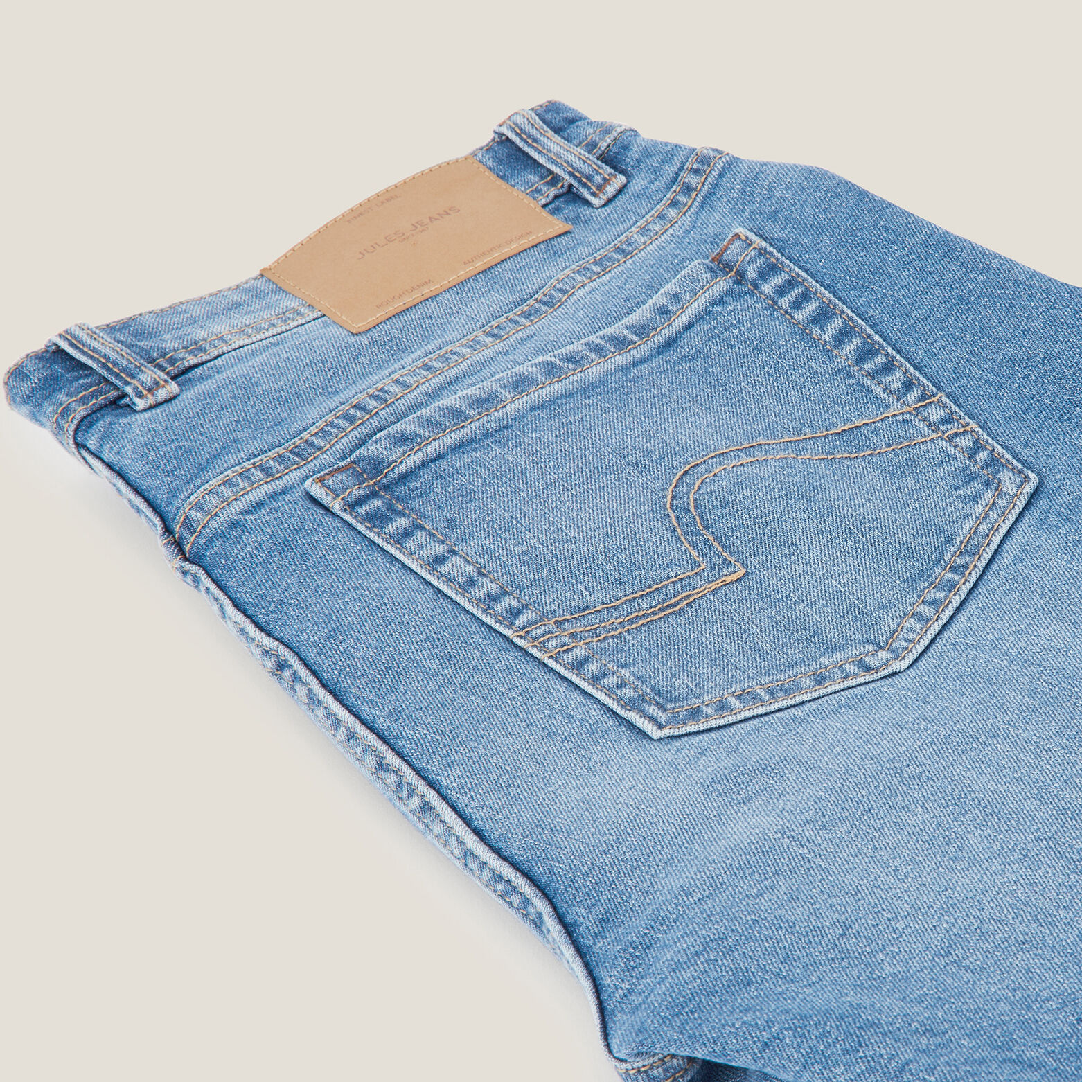 Jean straight 4 longueurs