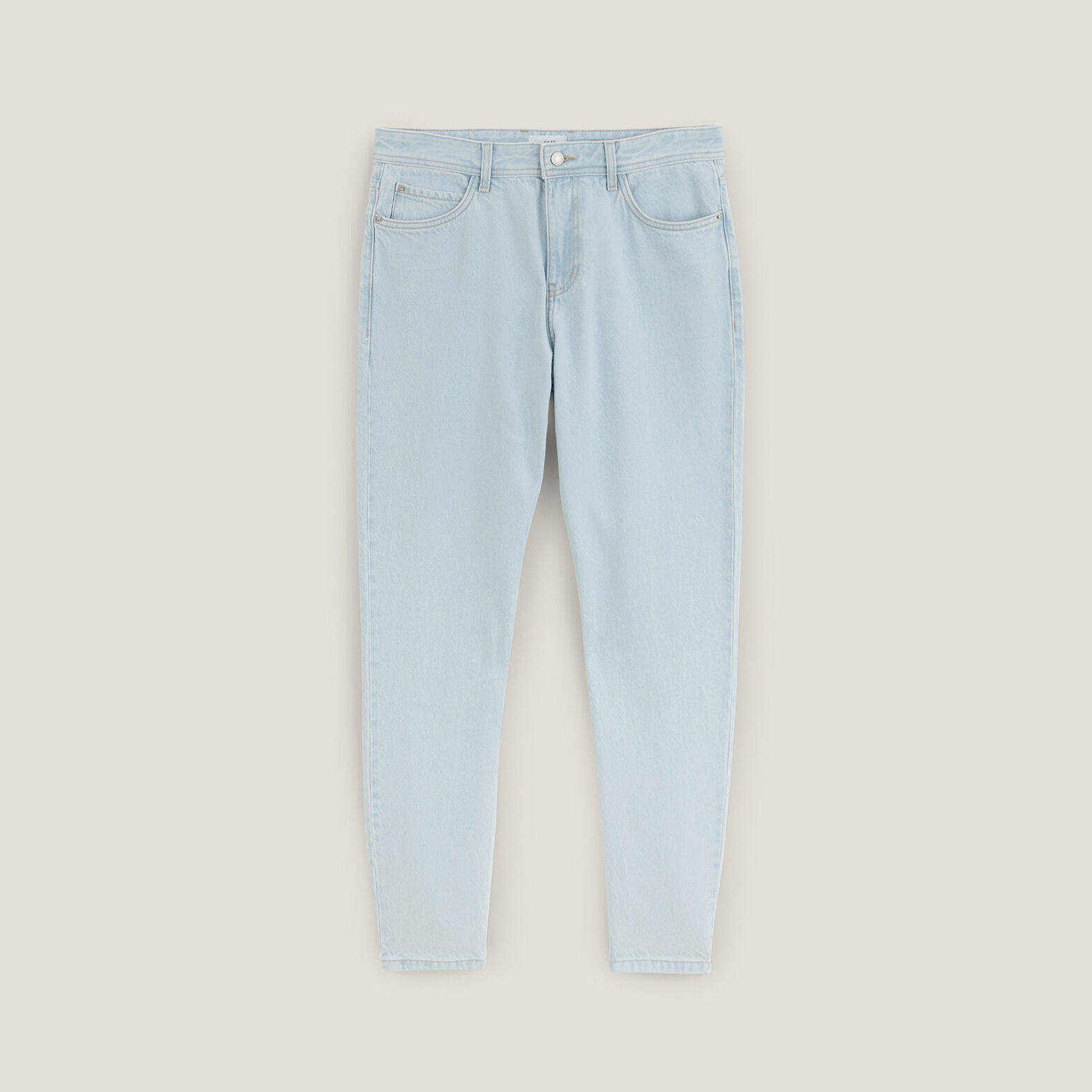 Washed tapered jeans