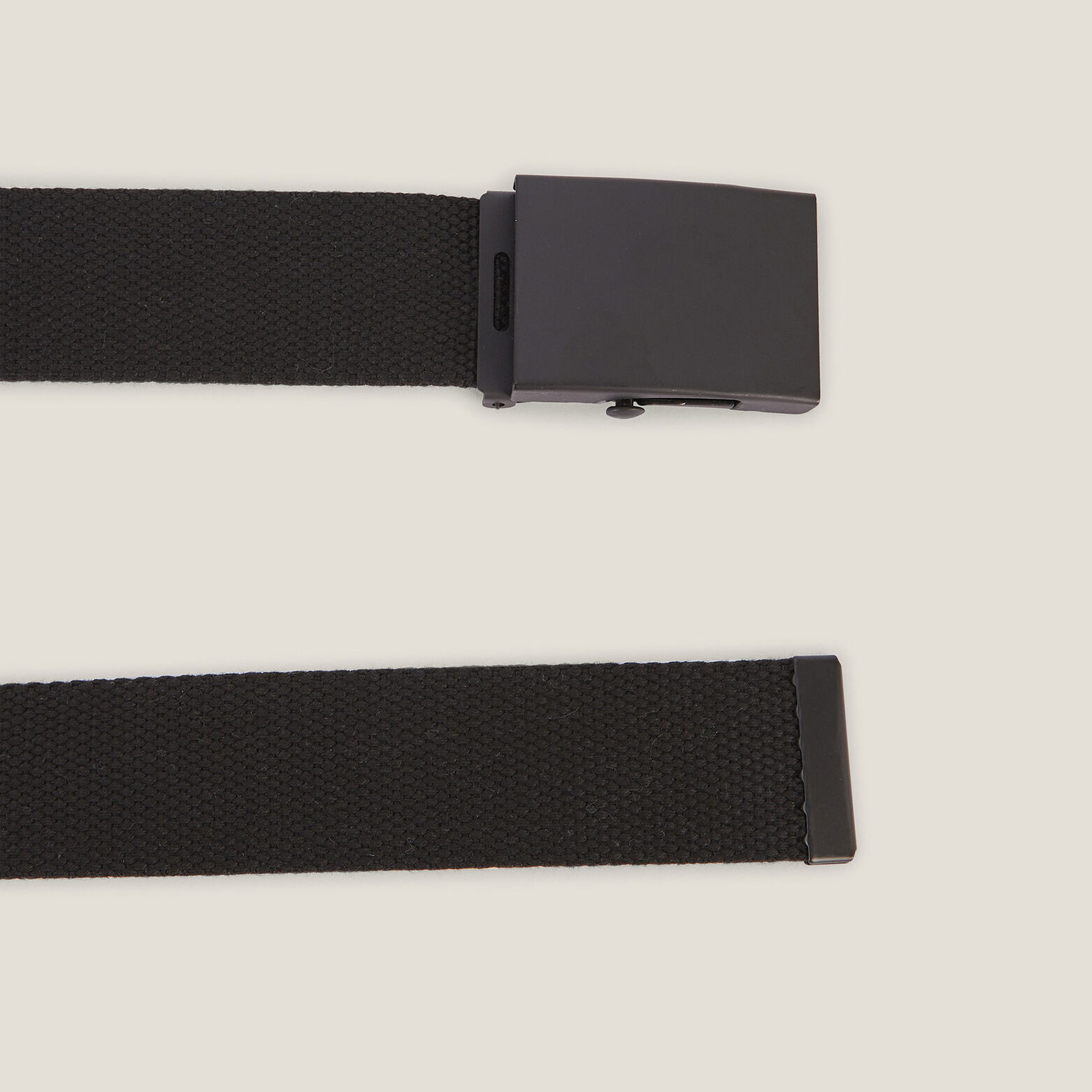 Ceinture sangle avec plaque