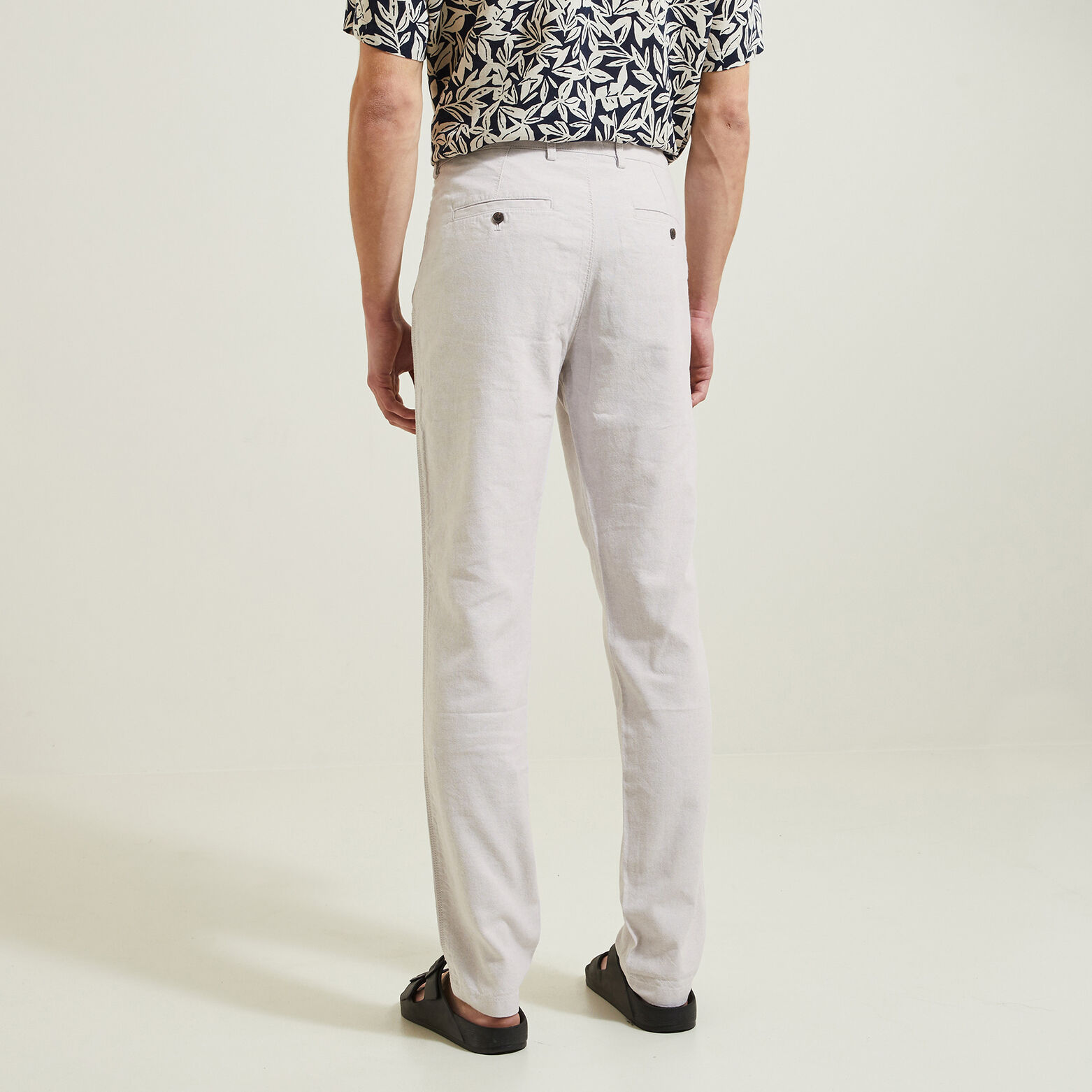 Pantalon slim en coton et lin