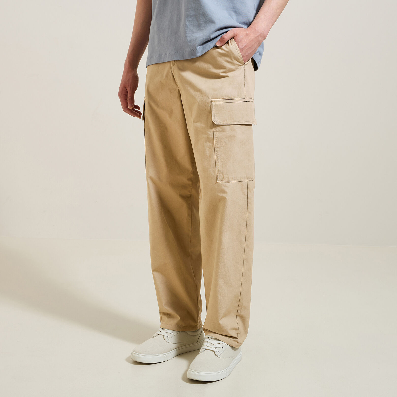 Pantalon cargo matière technique