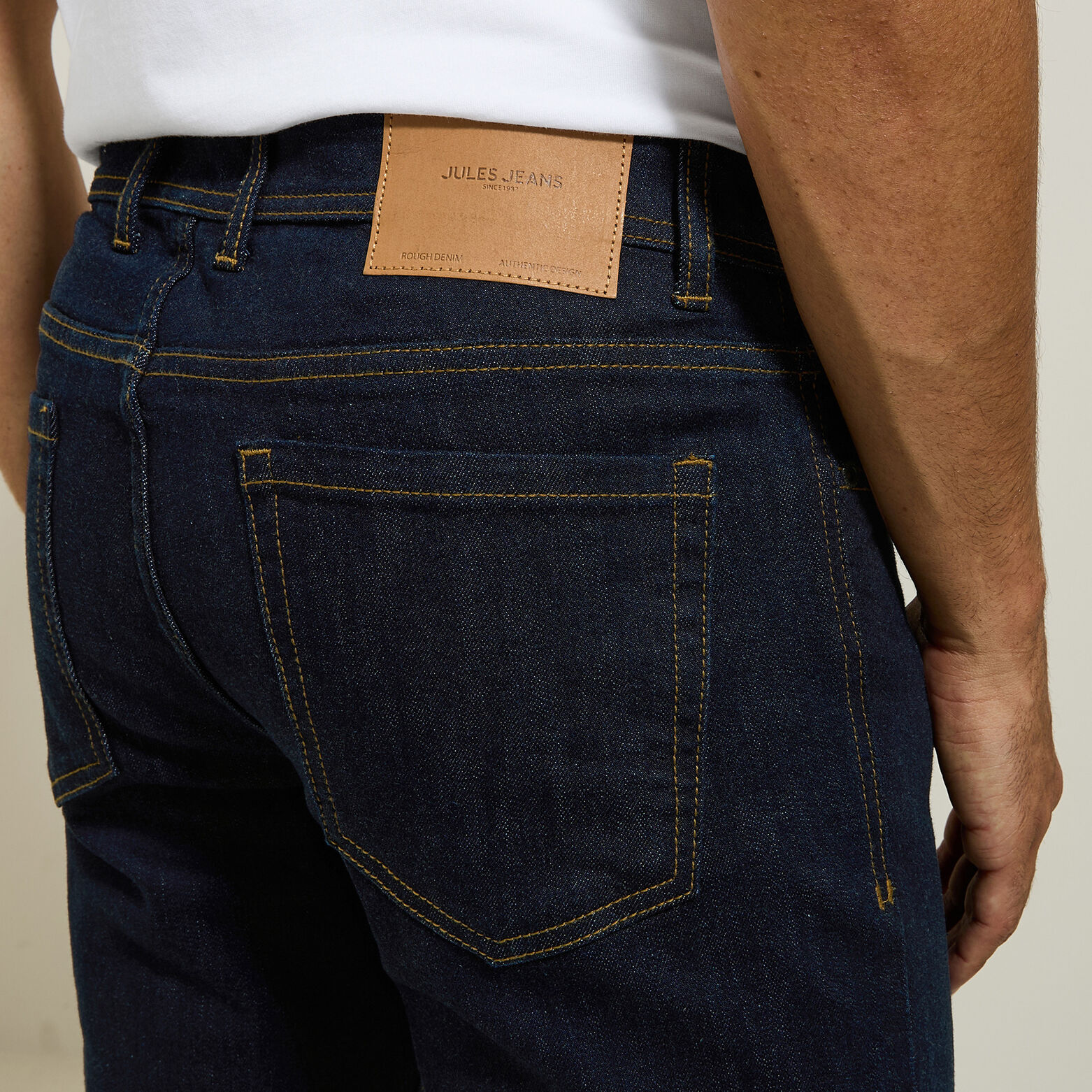 Slim fit jeans in ruw denim