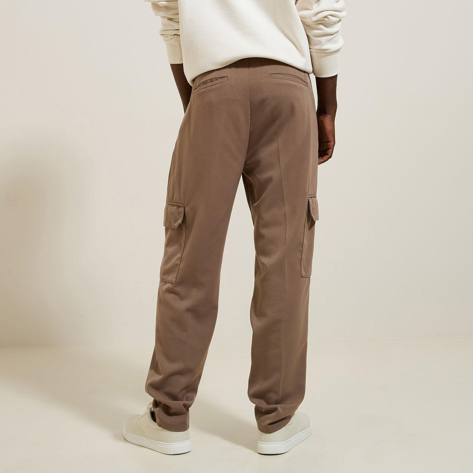 Pantalon cargo coupe relax