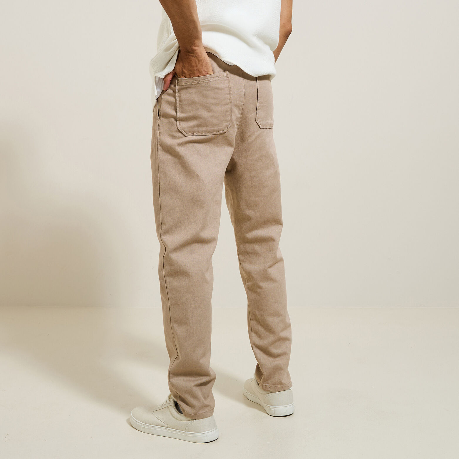 Pantalon jogger contenant du lin