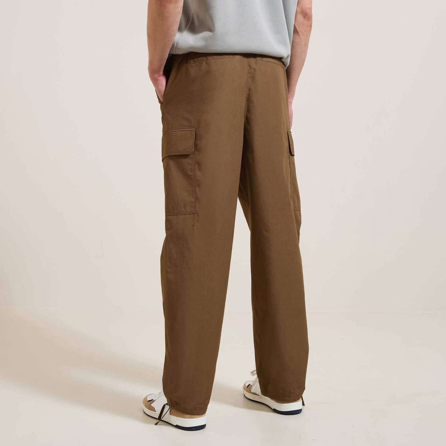 Pantalon cargo matière technique