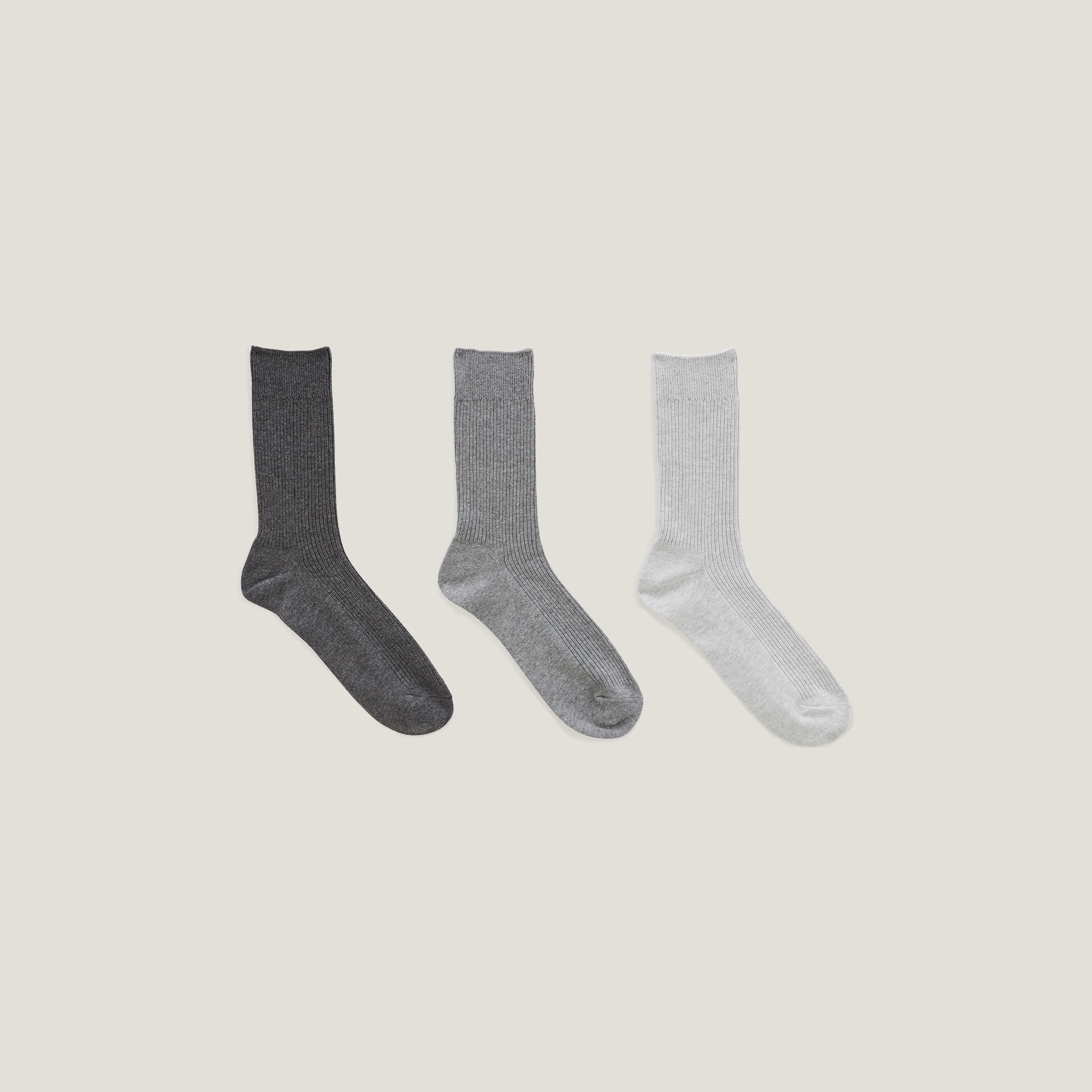 Lot de 3 paires de chaussettes unies Gris 39/42 87% Coton, 11% Polyamide, 2% Elasthanne Homme