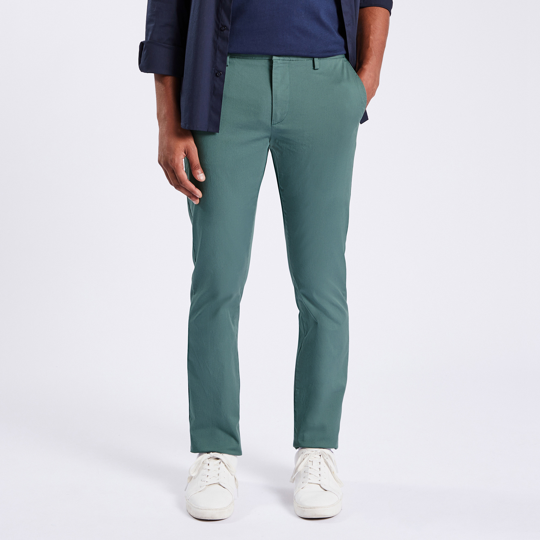 Pantalon chino slim urbain léger Bleu 36 98% Coton, 2% Elasthanne Homme