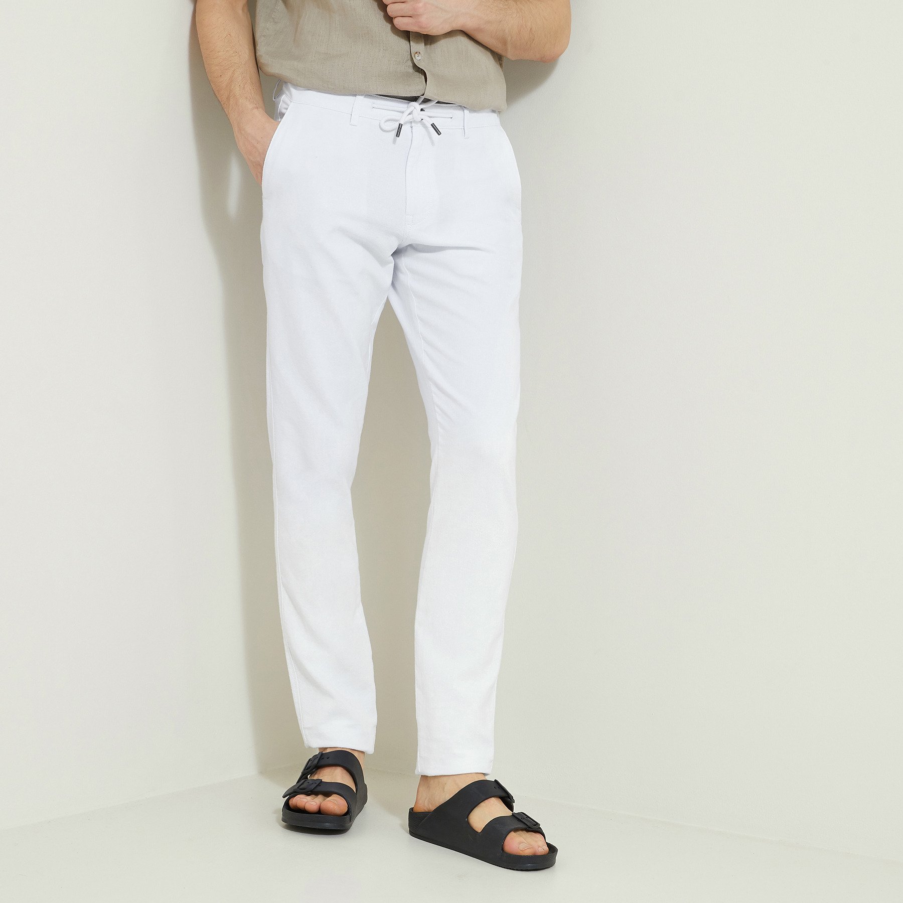 Pantalon slim en coton et lin Blanc 36 75% Coton, 25% Lin Homme